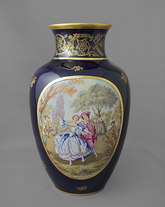 Pastaud Limoge Vase cobalt blue & gold, Frgonard design, 8.5" tall