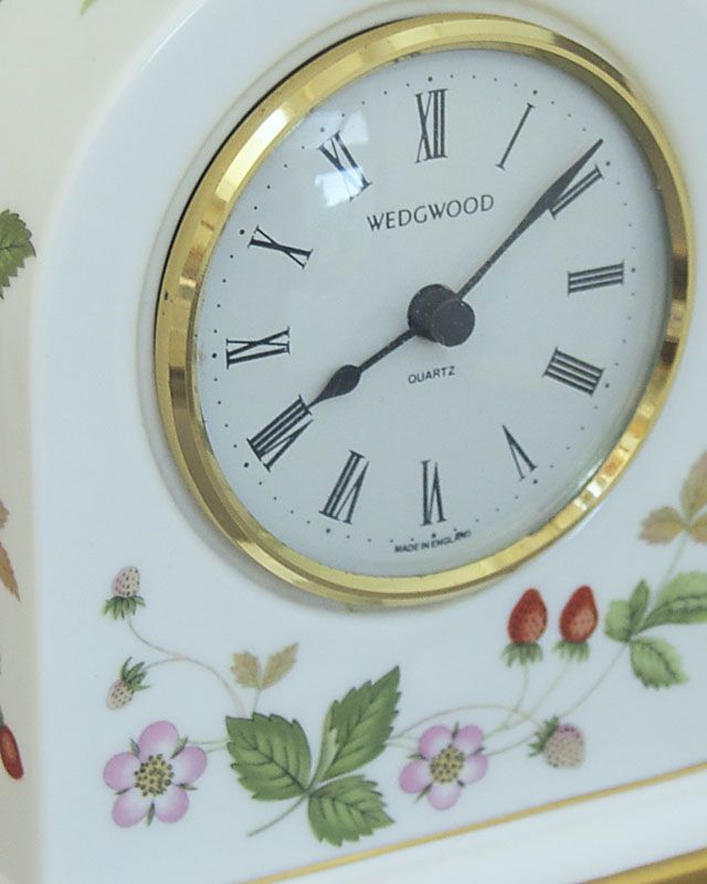 Wedgwood china mantle clock, Wild Strawberry, battery, fully working