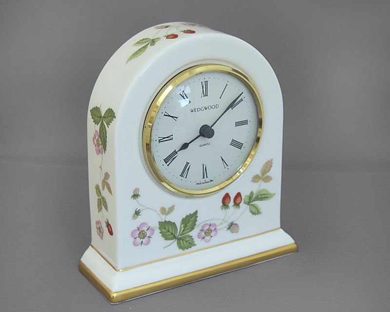 Wedgwood china mantle clock, Wild Strawberry, battery, fully working