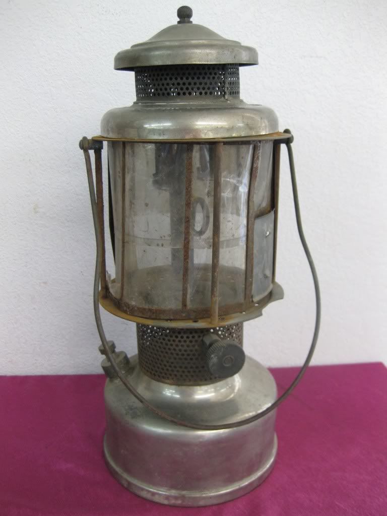 Vintage COLEMAN Kerosene/Gas LANTERN parts or repair eBay
