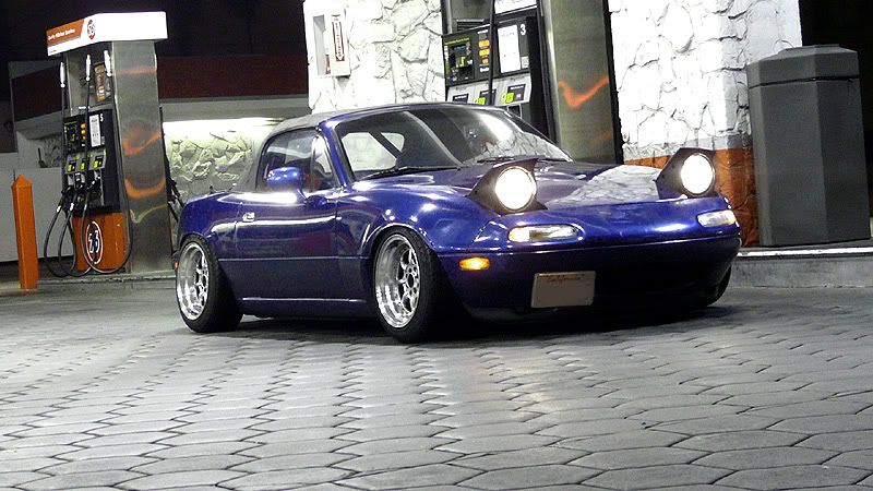 [Image: miata1.jpg]