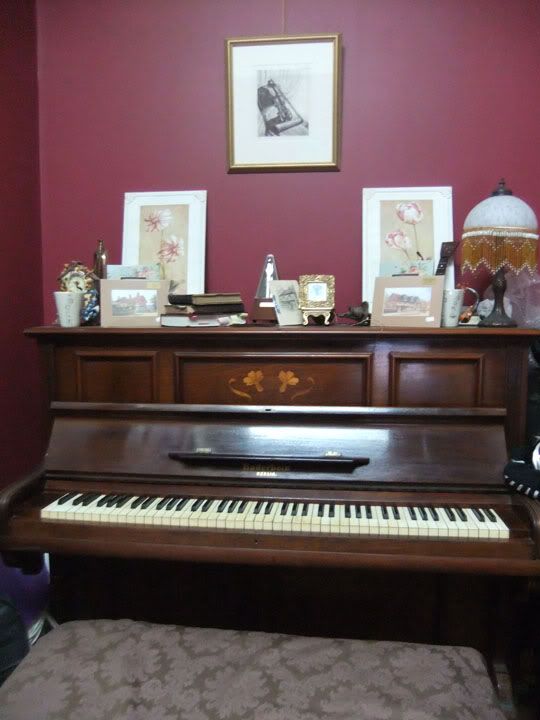 old antique piano Baderbein Berlin