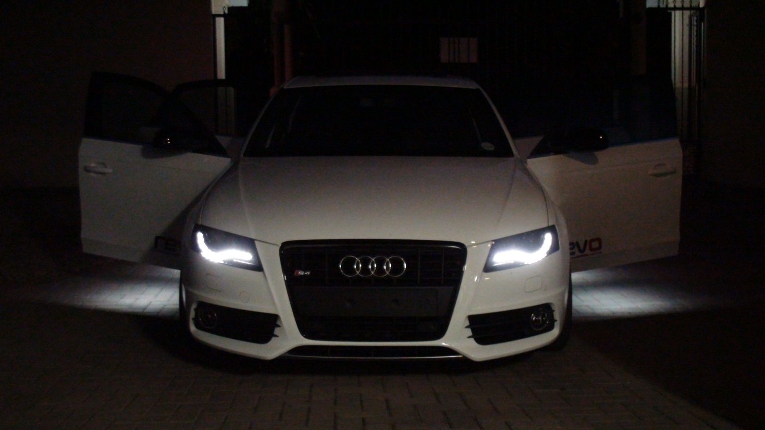 PYSpeed – Audi LED Lights S4 B8. - LED License Plate Light